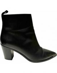 Loma Ankle Boots in Leather