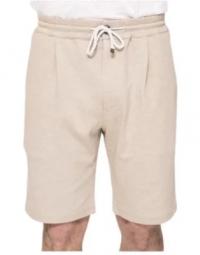 Afslappede Bermuda -shorts